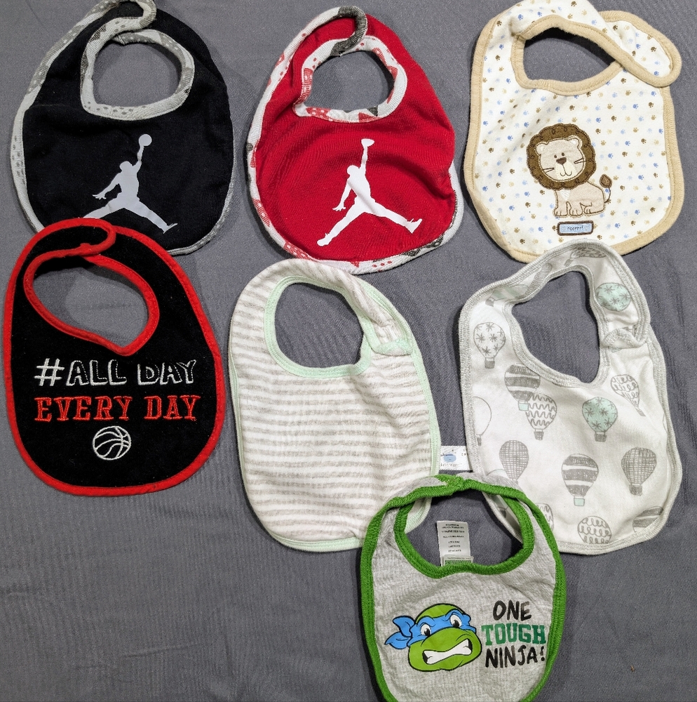 (7) Baby Bibs‎ Jordan Tmnt